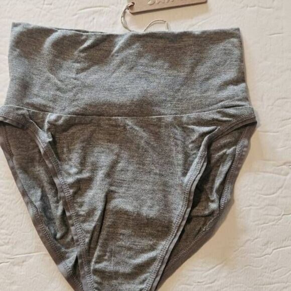 2 PAIR SKIMS HI CUT PANTY NWT - Picture 2 of 12